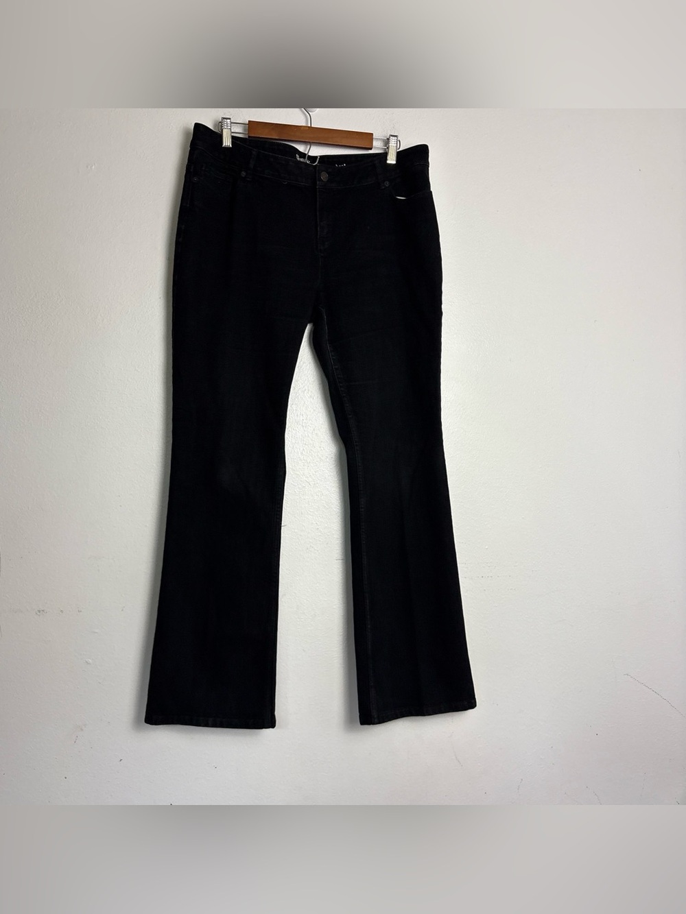 Simply Vera Vera Wang Black Denim Boot Cut Jeans Size 16 Plus